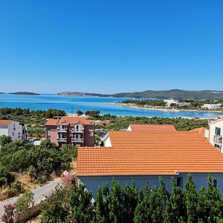Apartment Luka With Balcony, Sea View And Free Parking Šibenik Exterior foto