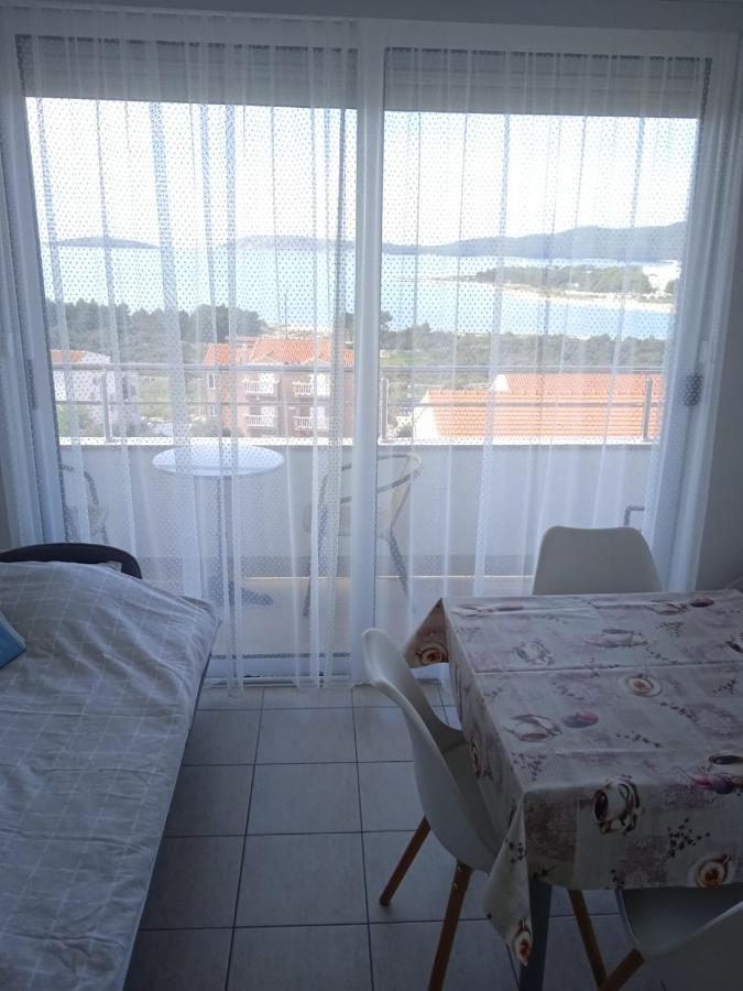 Apartment Luka With Balcony, Sea View And Free Parking Šibenik Exterior foto